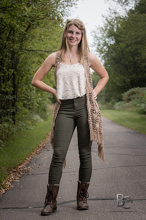 Eve Mullooly, Senior Photos, 0002