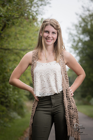 Eve Mullooly, Senior Photos, 0003