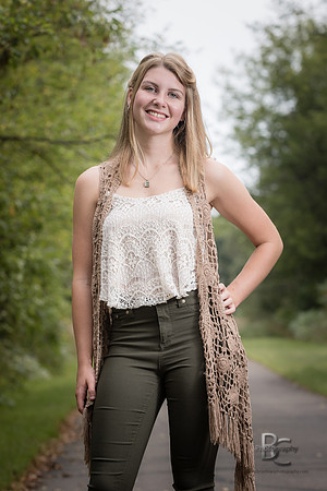 Eve Mullooly, Senior Photos, 0004