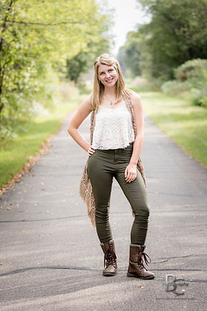 Eve Mullooly, Senior Photos, 0008