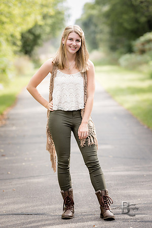 Eve Mullooly, Senior Photos, 0010