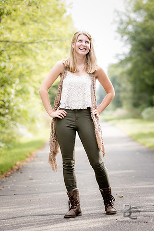 Eve Mullooly, Senior Photos, 0011