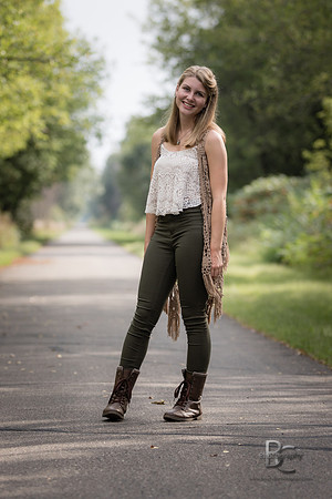 Eve Mullooly, Senior Photos, 0015