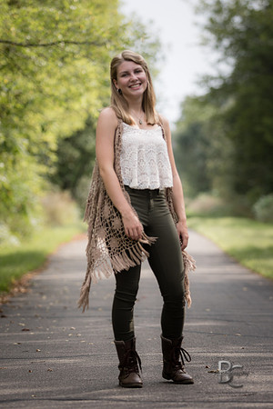Eve Mullooly, Senior Photos, 0018