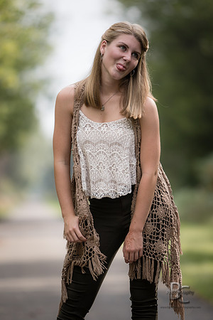 Eve Mullooly, Senior Photos, 0023