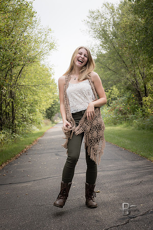 Eve Mullooly, Senior Photos, 0032