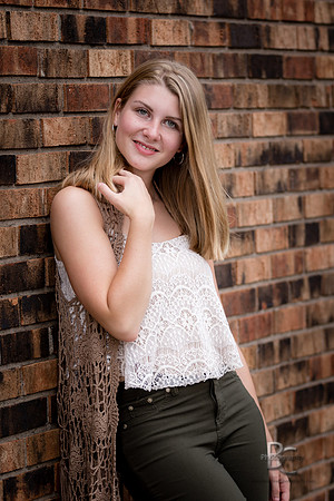 Eve Mullooly, Senior Photos, 0047