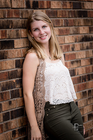 Eve Mullooly, Senior Photos, 0050