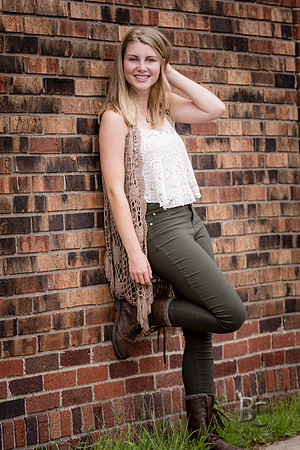 Eve Mullooly, Senior Photos, 0053