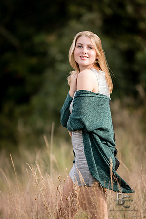 Eve Mullooly, Senior Photos, 0103